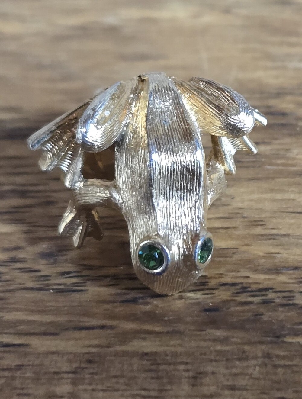 Vintage 1975 Avon Frivolous Frog Brooch Pin Gold Tone Green Rhinestone Eyes